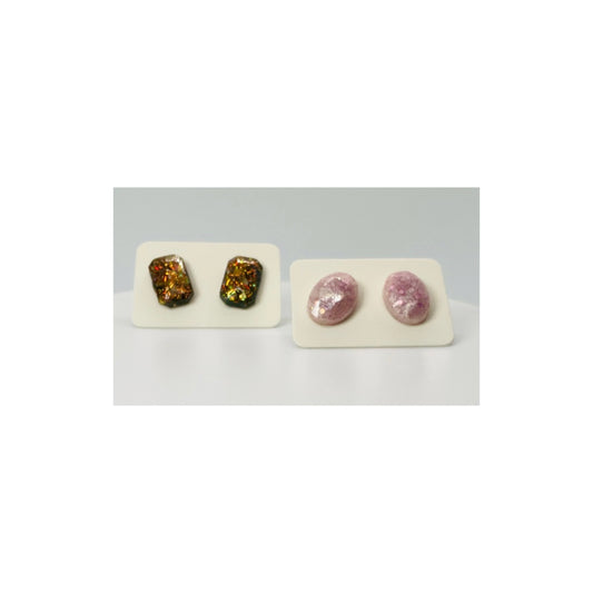 Set of Sparkling Stud Earrings
