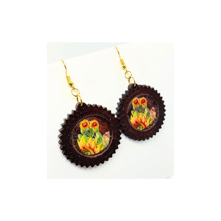 Dark Round Wood Dangle with Cactus Scene