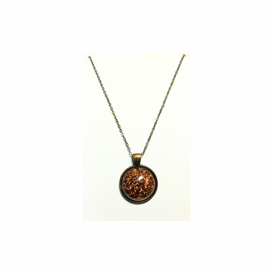 Tarnished Bronze Gold Round Pendant with 18-inch Bronze Chain Necklace Elegant Jewelry Accessory