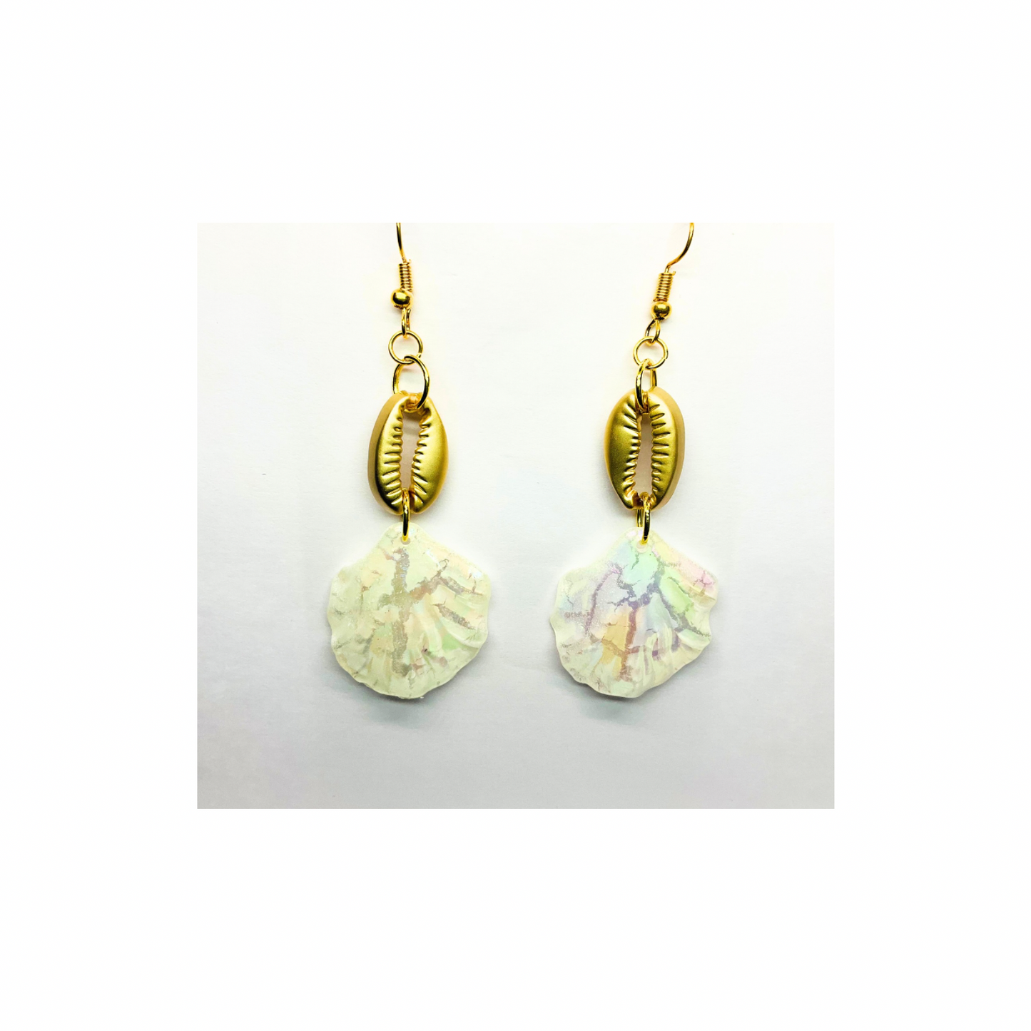 Mermaid Collection Crackle Cream Shell and Gold Dangle Earring with Unique Design Elements