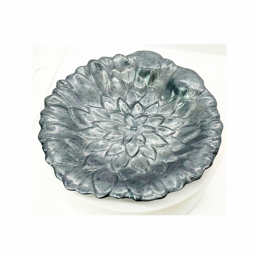Silver Flower Shaped Jewelry Dish - Elegant Floral Design, Ideal for Home Decor, Versatile Use, High-Quality Resin Material