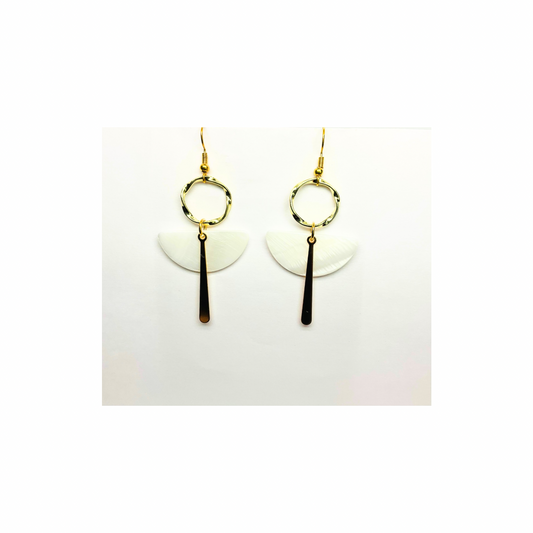 Spot Cream and Gold Collection Dangle Earring for Female with Unique Design Elements