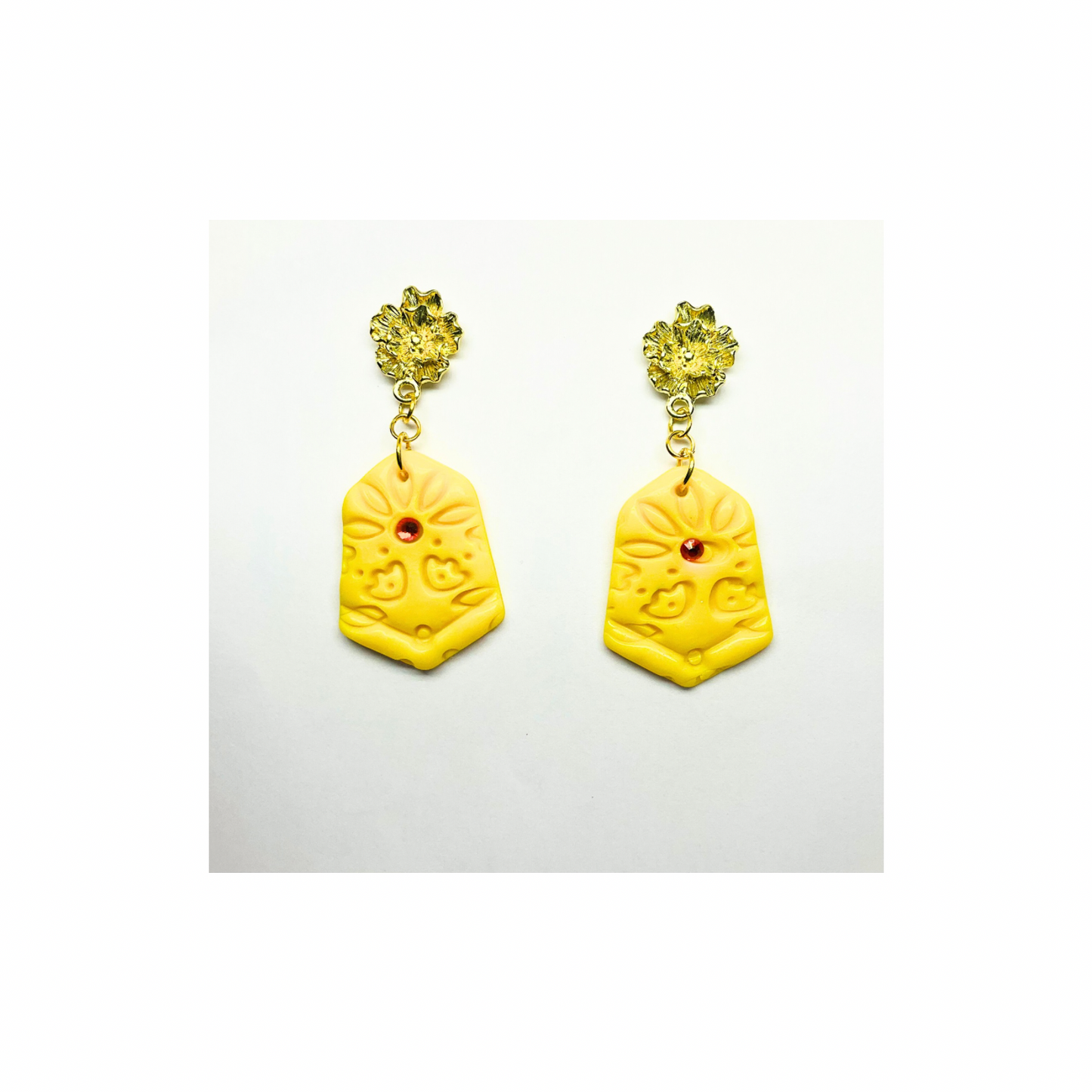 Yellow and Gold Dangle Earring