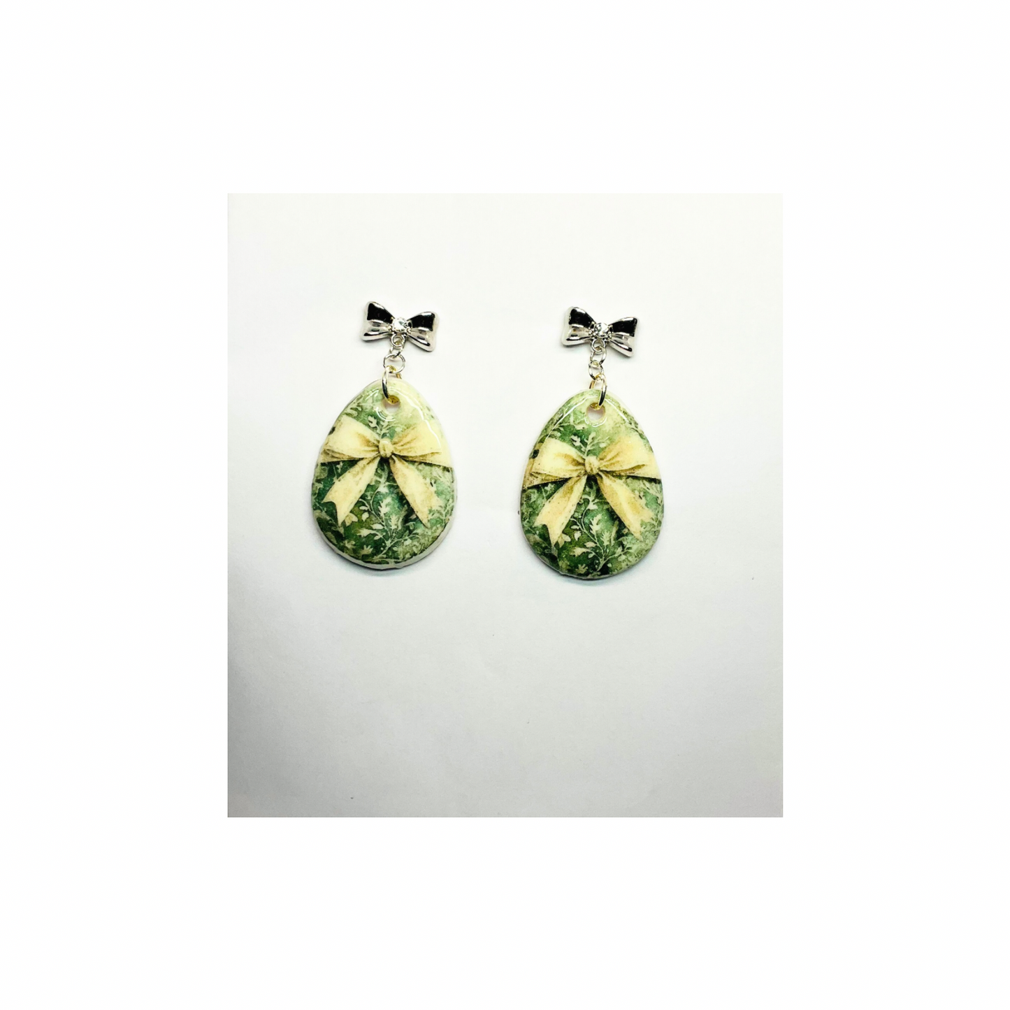 Romantic Cream Bow Dangle Earring with Silver Bow Stud