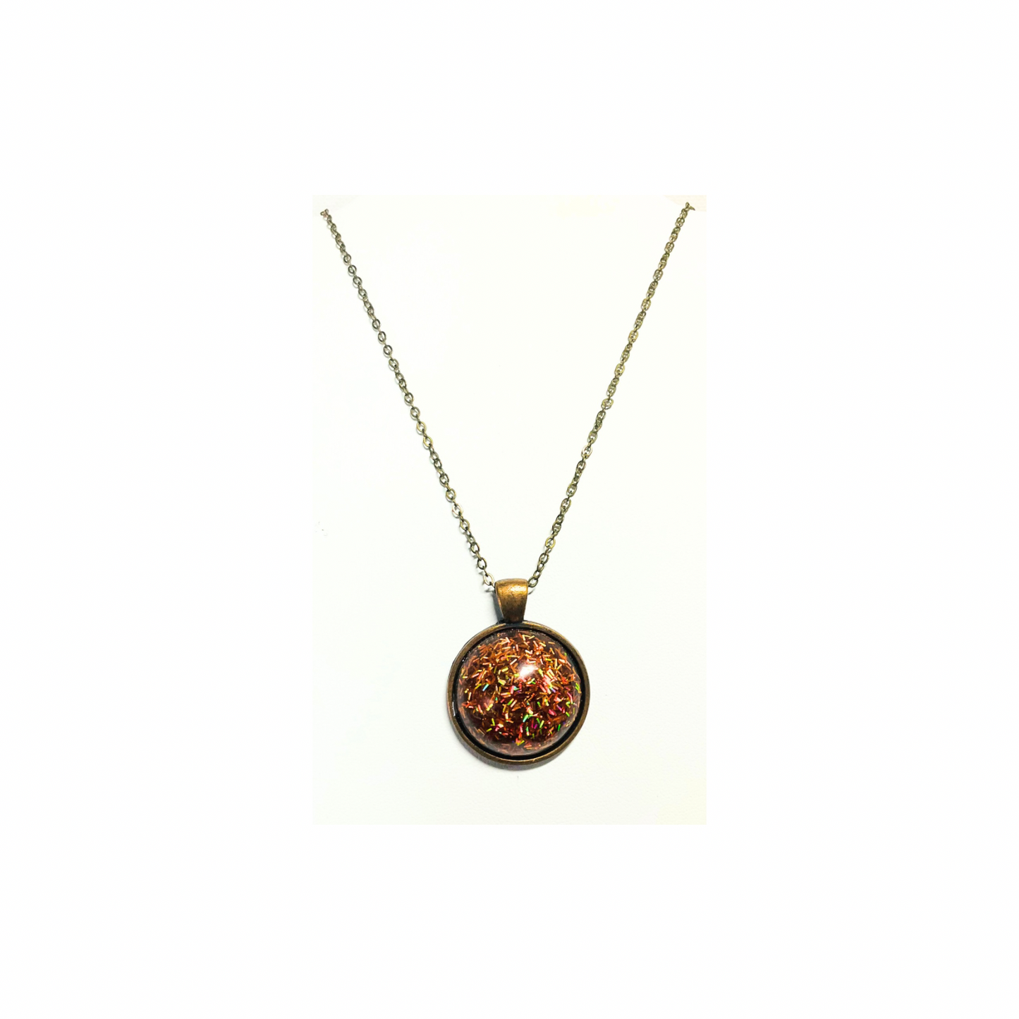 Tarnished Bronze Gold Round Pendant with 18-inch Bronze Chain Necklace Elegant Jewelry Accessory