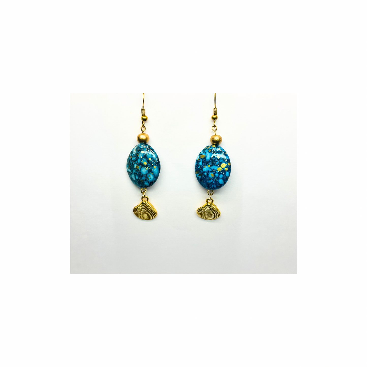 Ocean Collection Blue and Gold with Shell Charm Dangle Earring - Sparkling Blue Design & Gold Accents