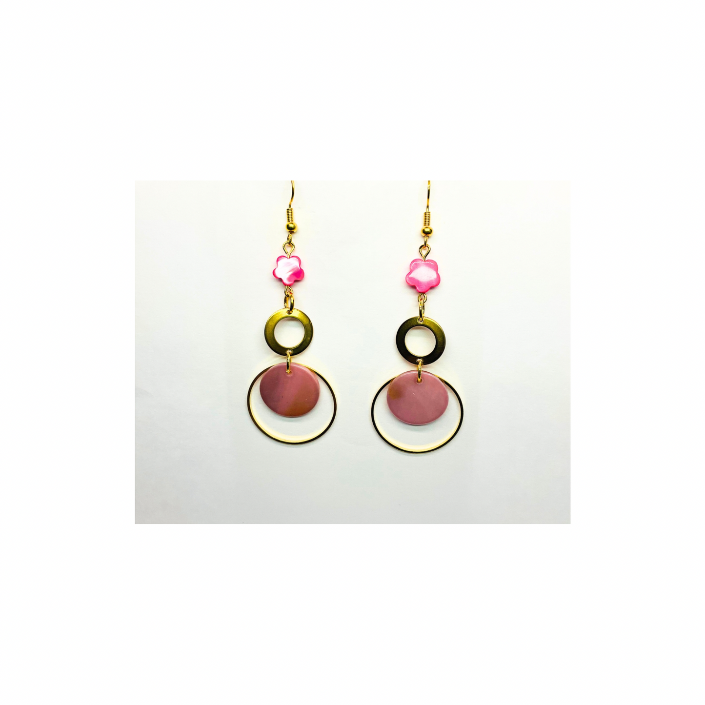 Pink Shell Collection Pink Circle with Gold and a Pink Bead Dangle Earrings for Female Fashion Jewelry