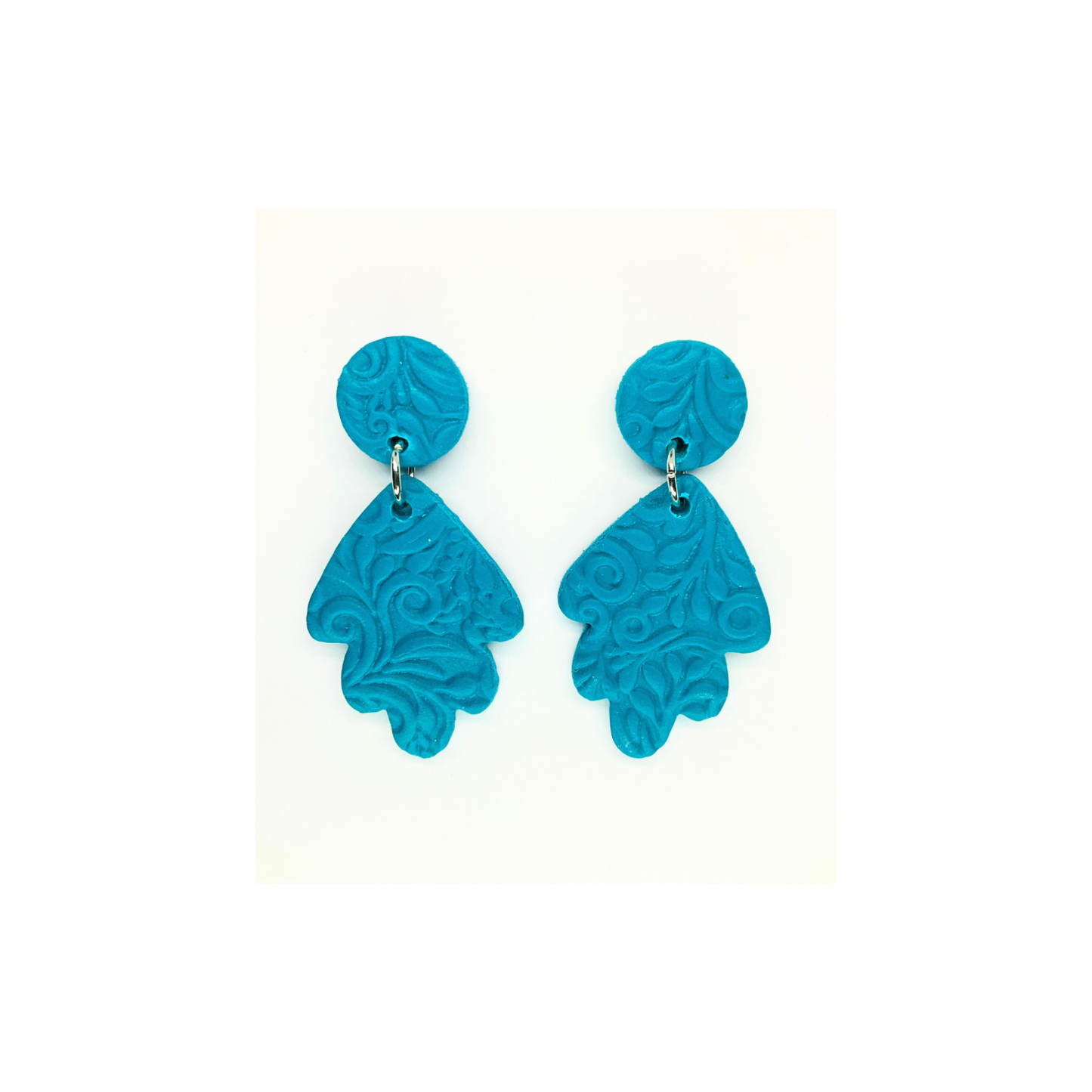 Crystal Teal Textured Leaf Shaped Stud Dangle Earrings for Women Unique Design Versatile Stylish Accessories Ideal for Casual & Formal Occasions