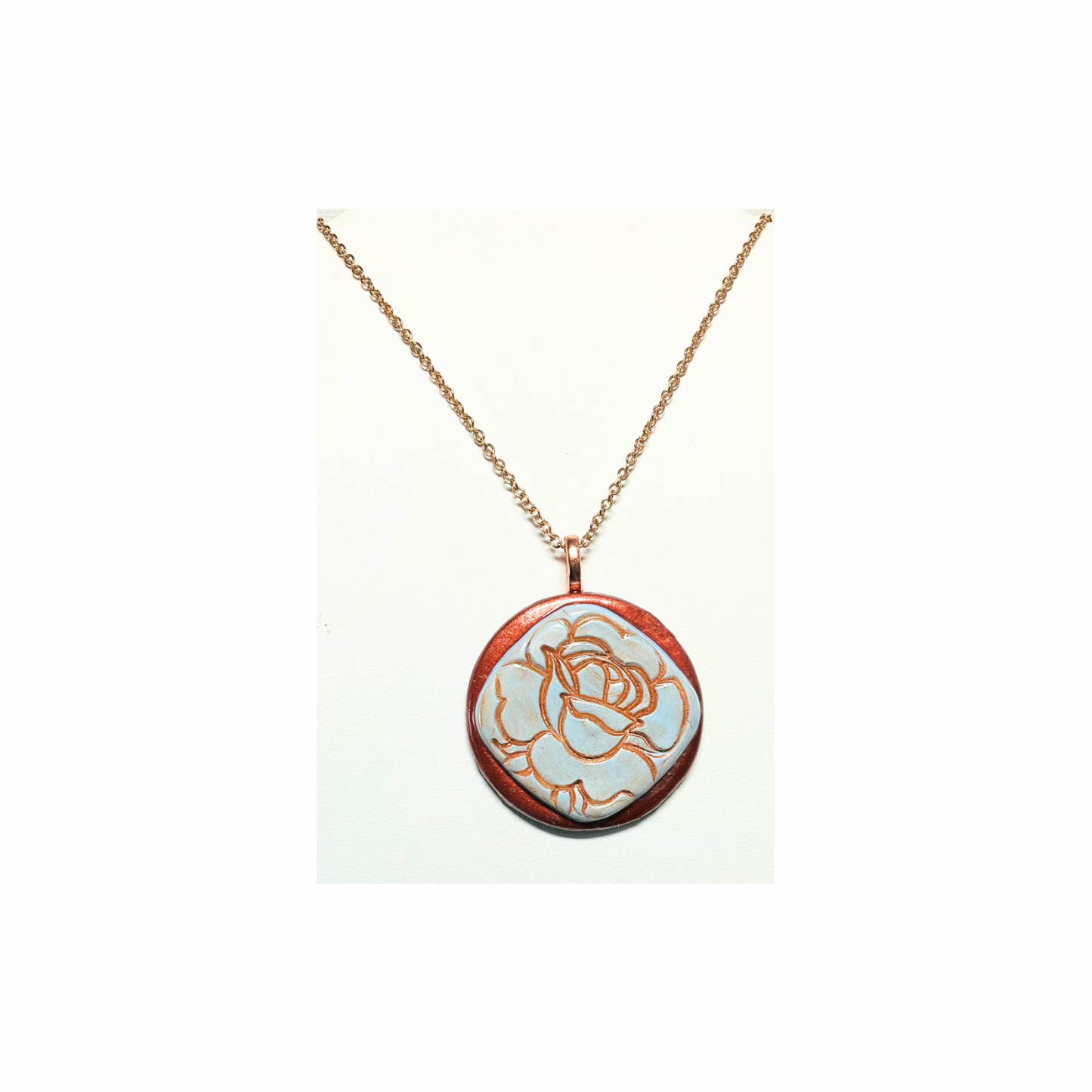Bronze and Blue Rose Circle Layered Pendant Necklace with Elegant Design