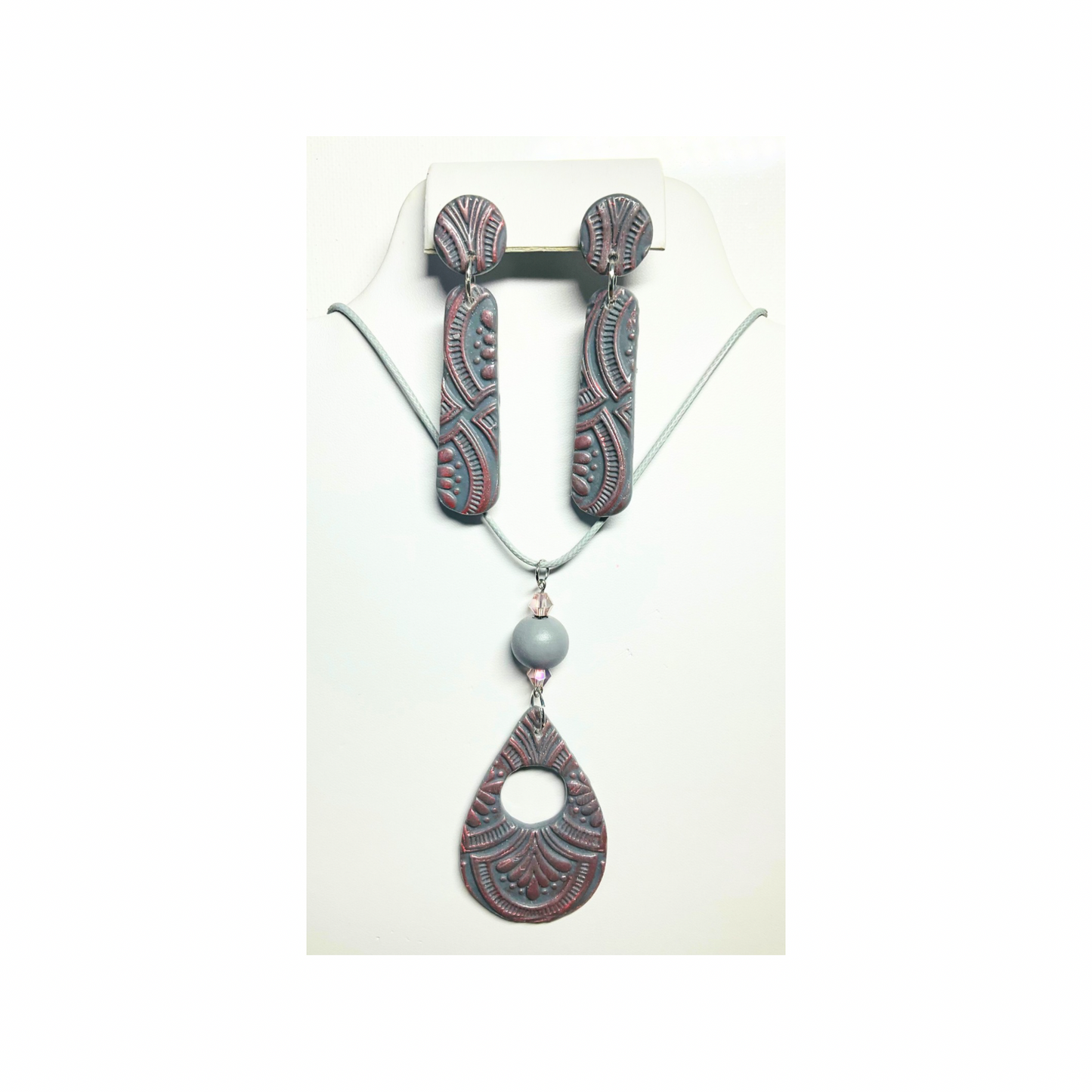 Gray with Pearl Pink Pendant and Earring Jewelry Set featuring a Teardrop Design and Pearl Accent