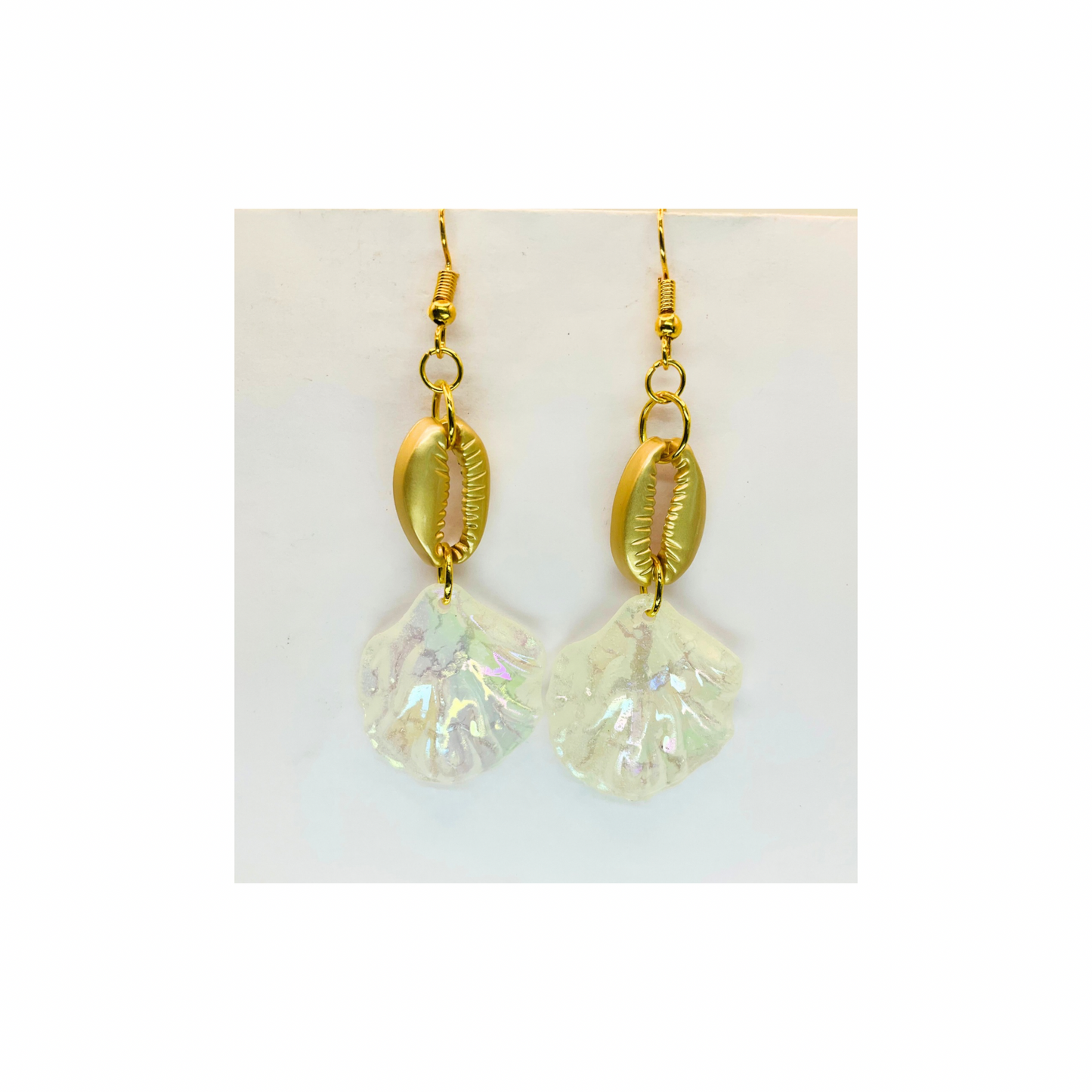 Mermaid Collection Crackle Cream Shell and Gold Dangle Earring with Unique Design Elements