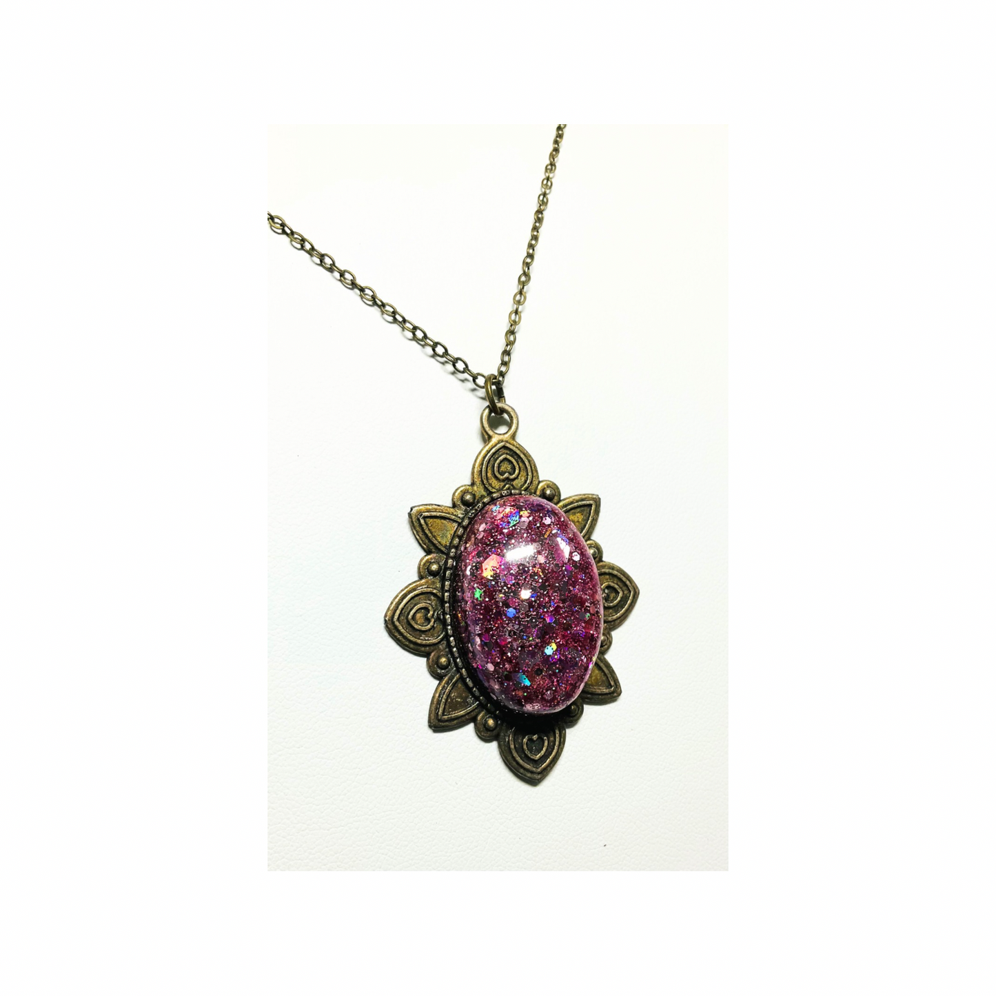 Antique Gold Pink Sparkle Pendant 18-inch Necklace with Elegant Design and Chain