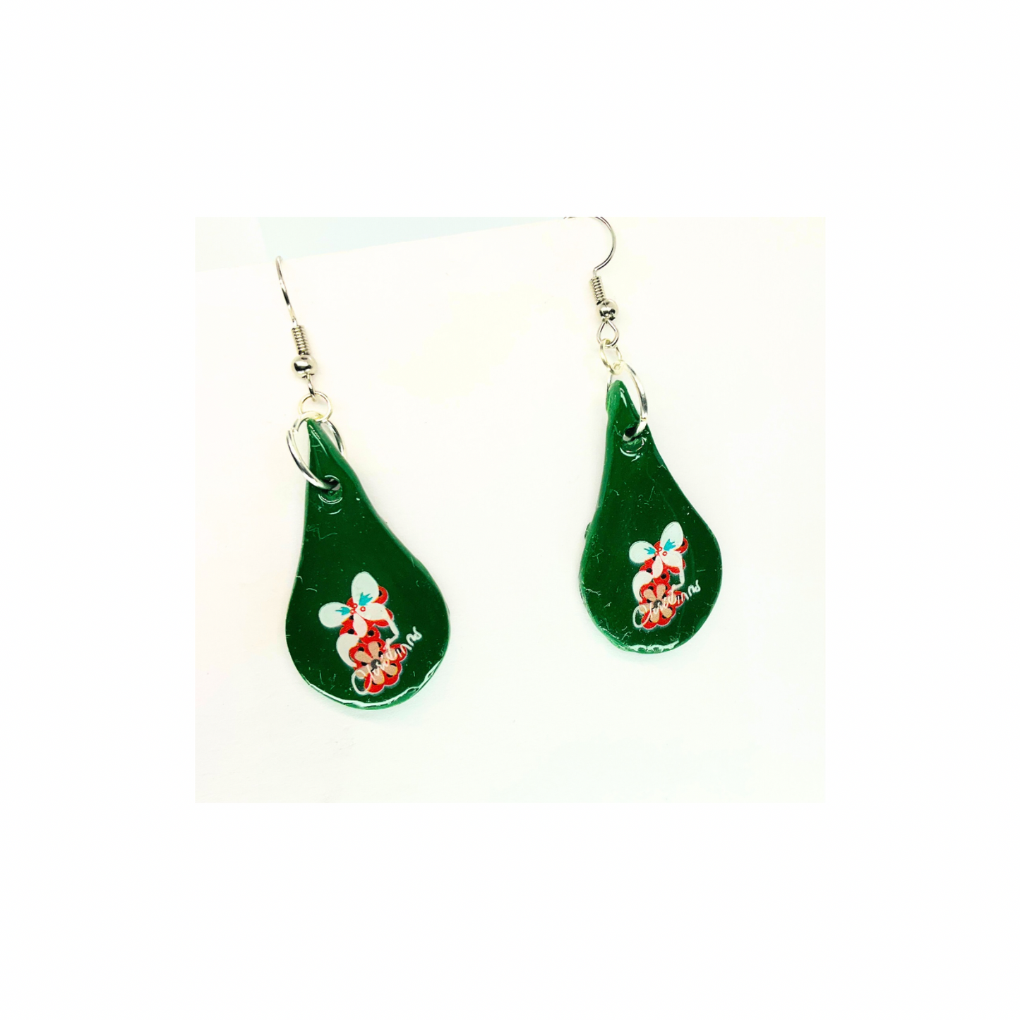 Christmas in July Green Teardrop Bow Dangle Earring with Festive Design