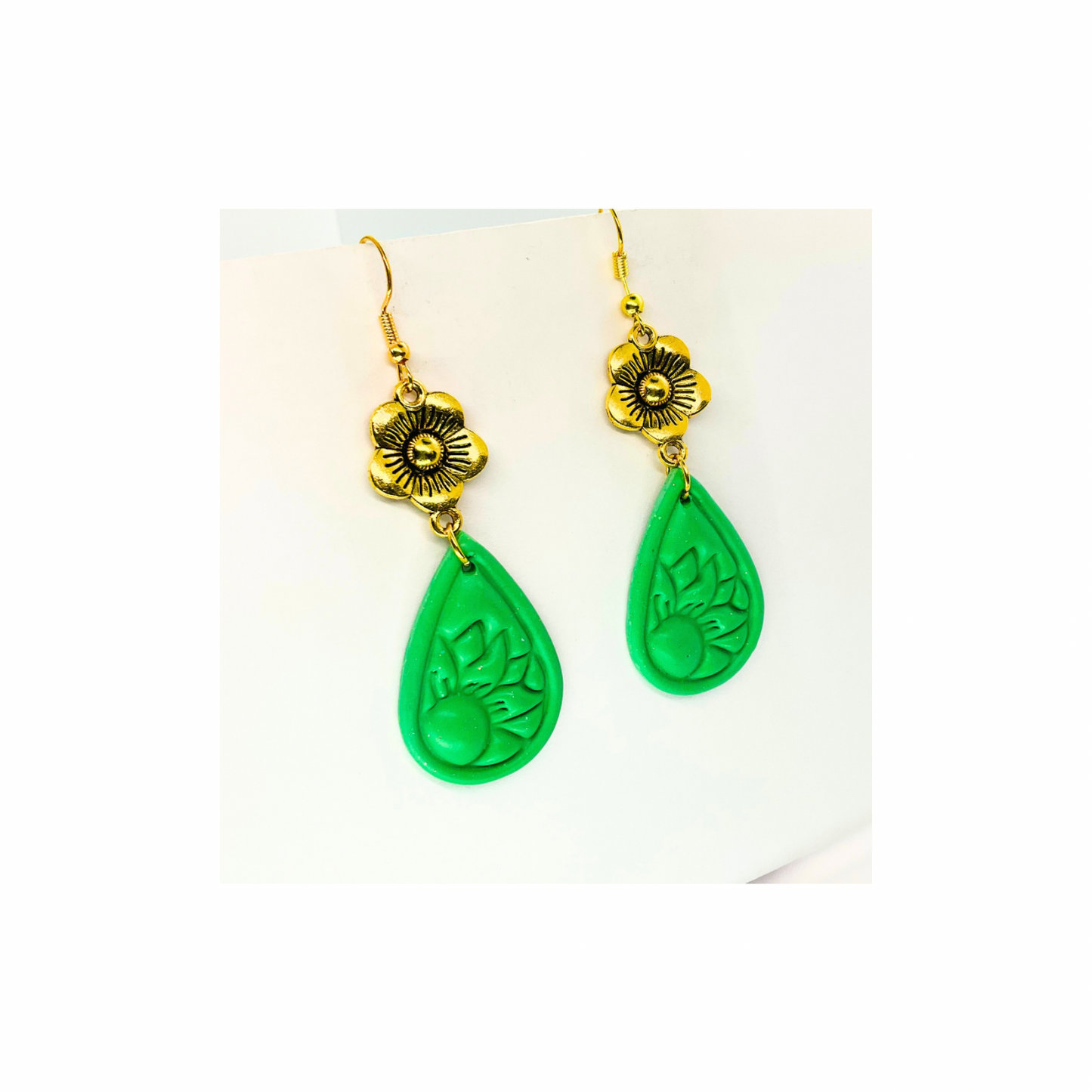 Green Teardrop with Gold Flower Dangle Earrings for Female Fashion Accessories