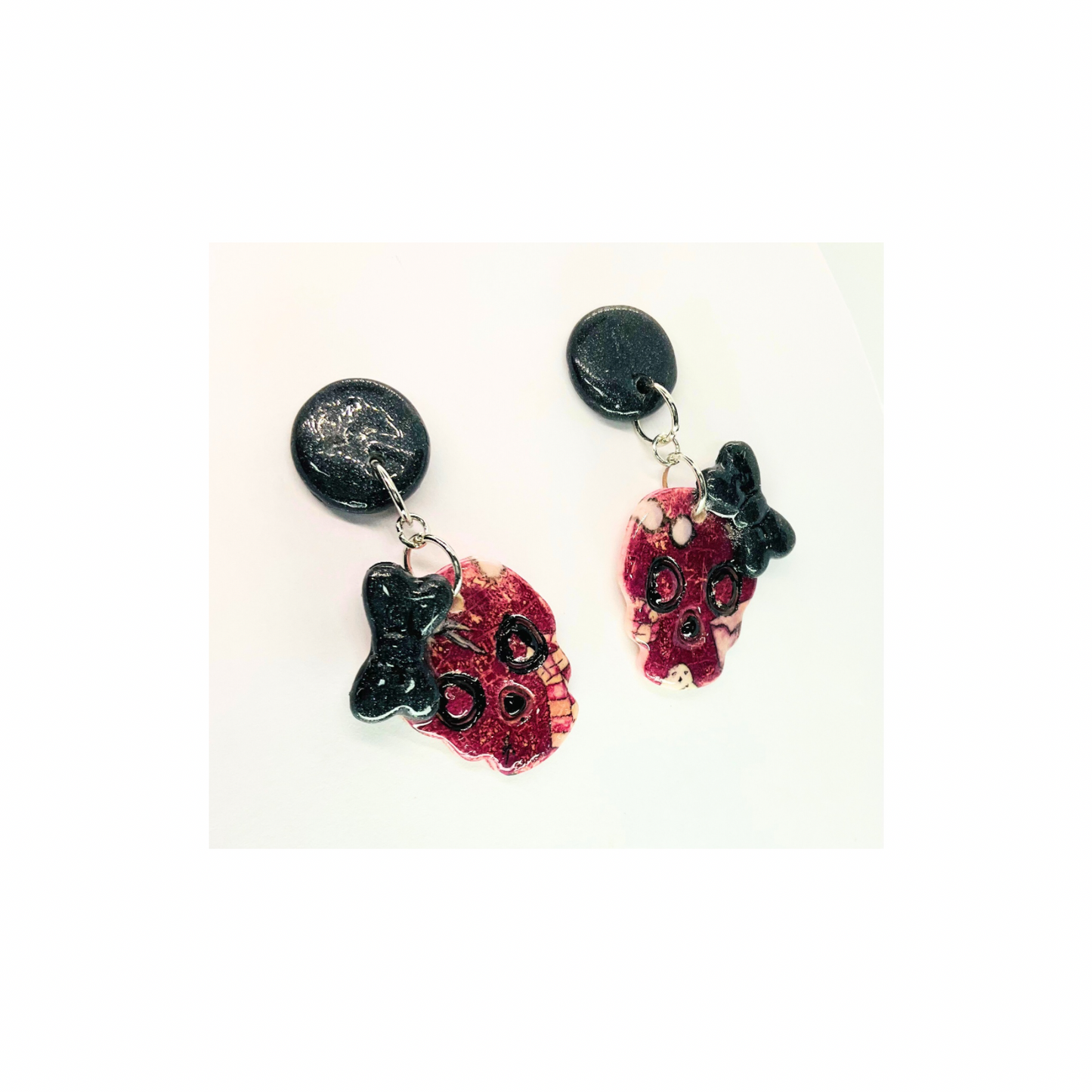 Wizard Collection Skull with Bow Dangle Earring - Unique Design Earrings Featuring Skull Motif and Bow Detail