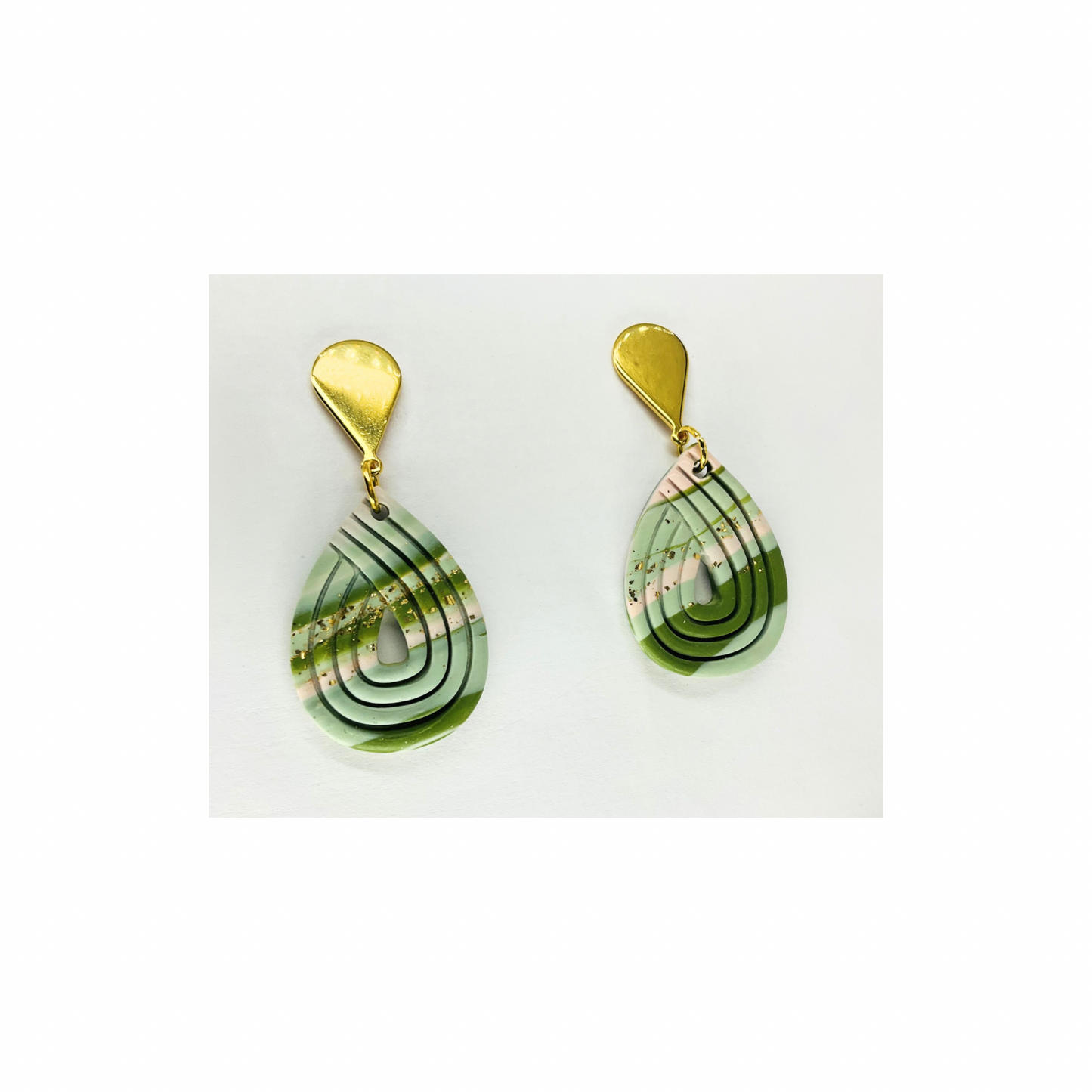 Variegated Teardrop Dangle with Gold Teardrop Earring-Crafting By BB