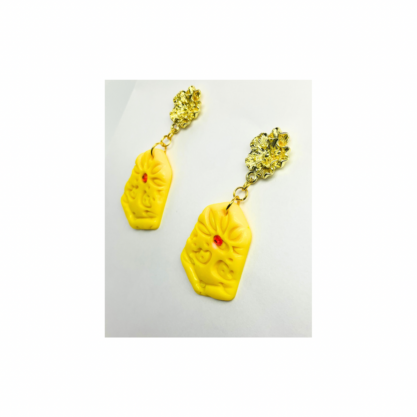 Yellow and Gold Dangle Earring