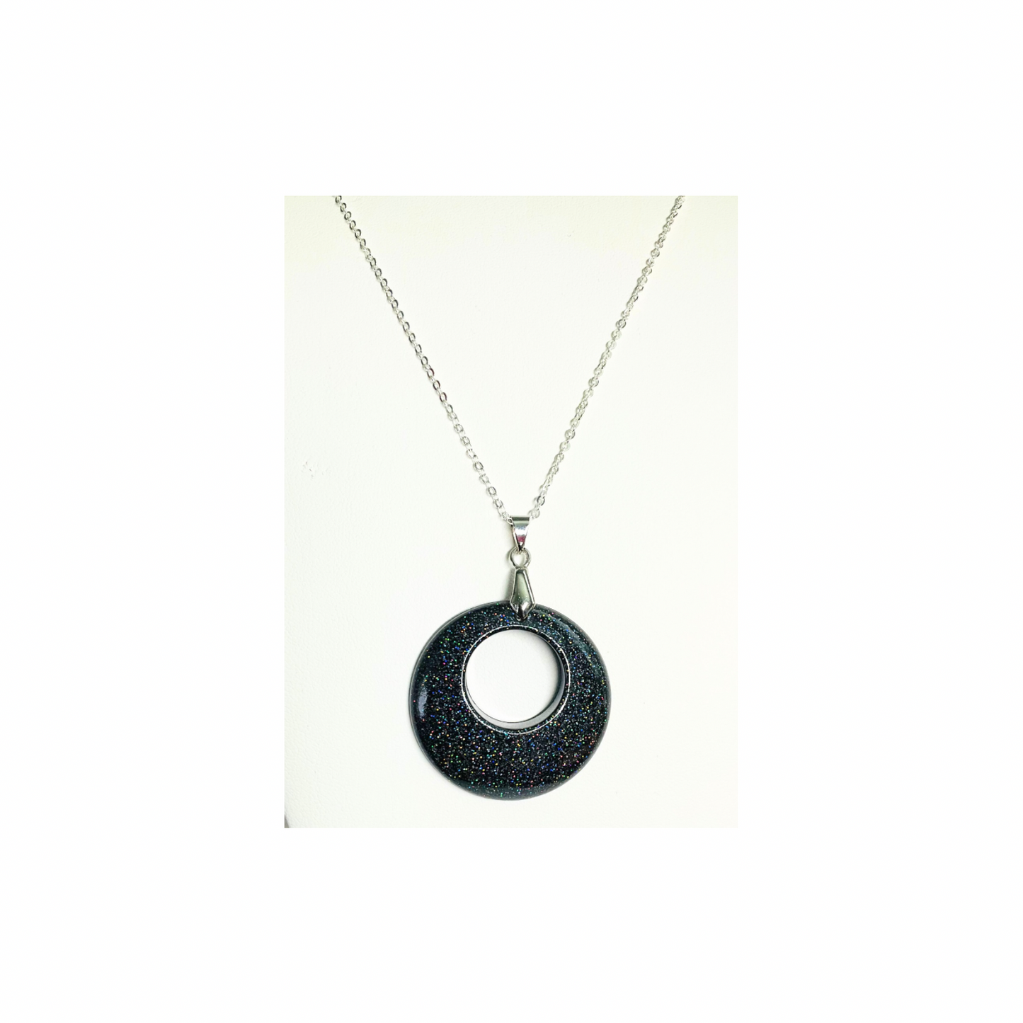 Black Sparkle Circle Necklace on 18-inch Silver Chain - Elegant Simple Design for Any Occasion