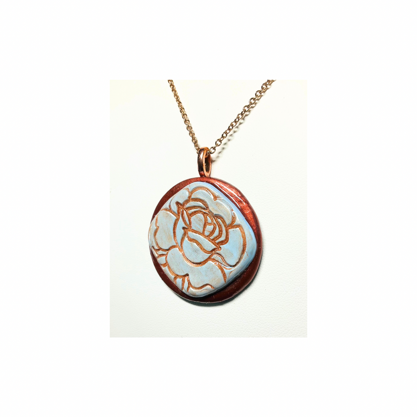 Bronze and Blue Rose Circle Layered Pendant Necklace with Elegant Design