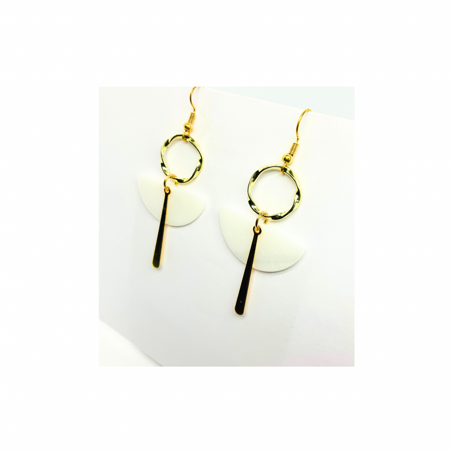 Spot Cream and Gold Collection Dangle Earring for Female with Unique Design Elements