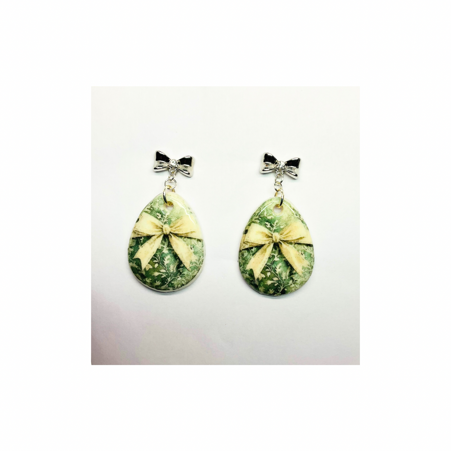 Romantic Cream Bow Dangle Earring with Silver Bow Stud