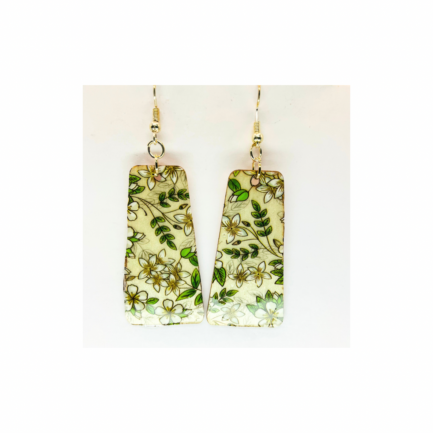 Lightweight Wood Green Leaf Dangle Earring