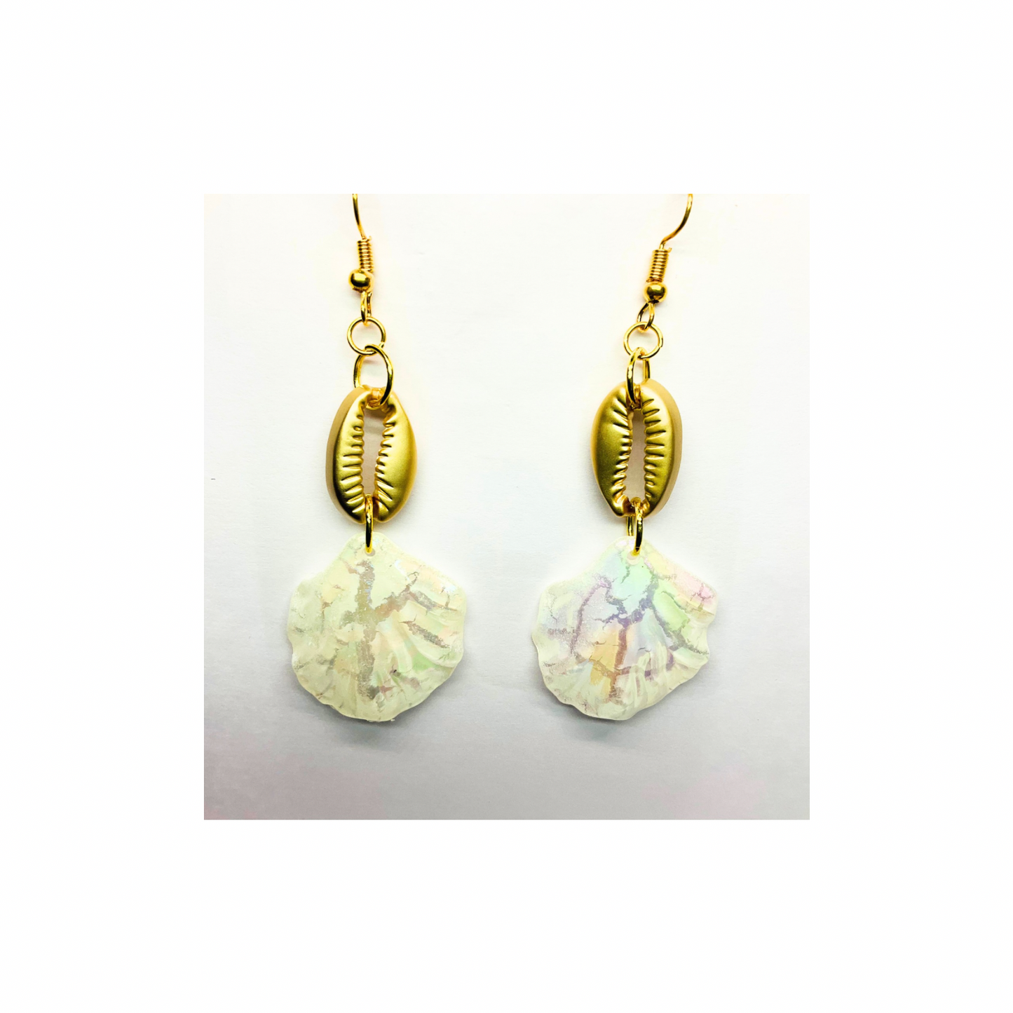 Mermaid Collection Crackle Cream Shell and Gold Dangle Earring with Unique Design Elements